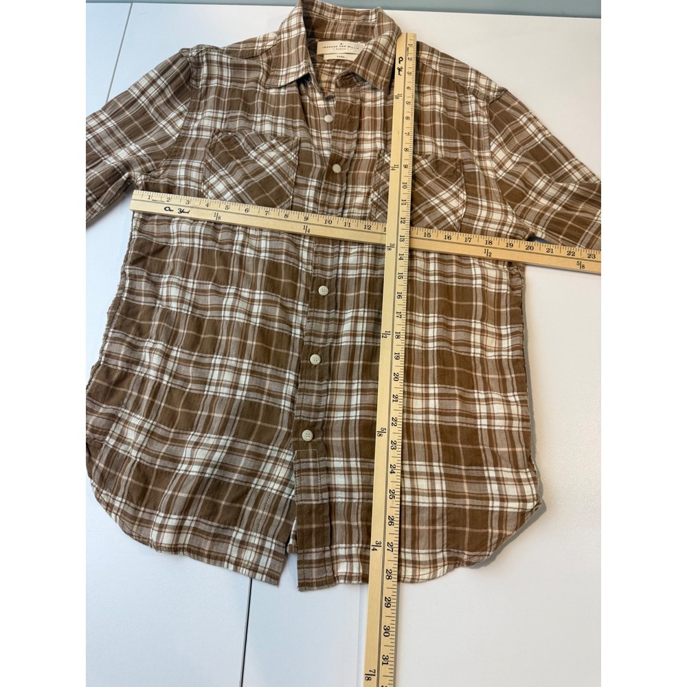 Imogene and‎ Willie Earl Puckered Flannel Top Unisex M Brown Plaid Button Down - Picture 6 of 7